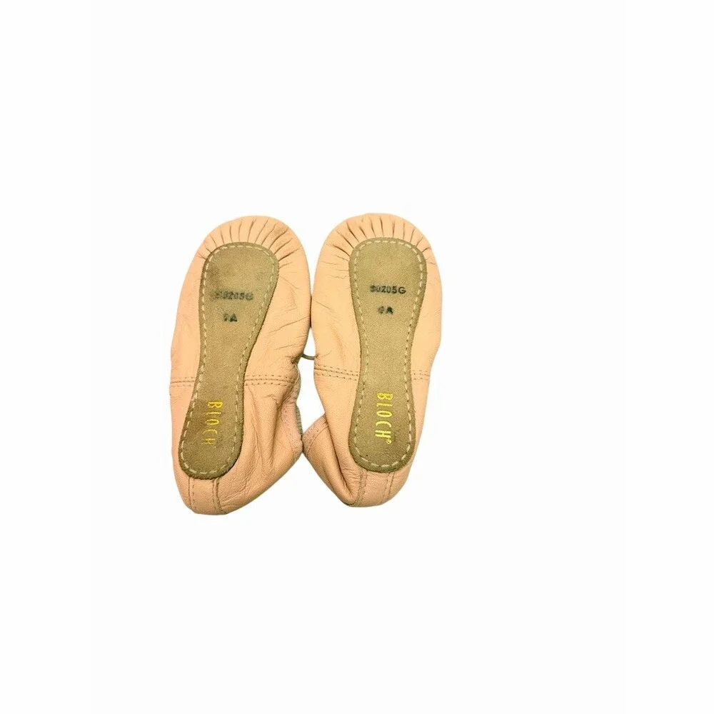 Bloch Kids Ballet Slippers in Peach